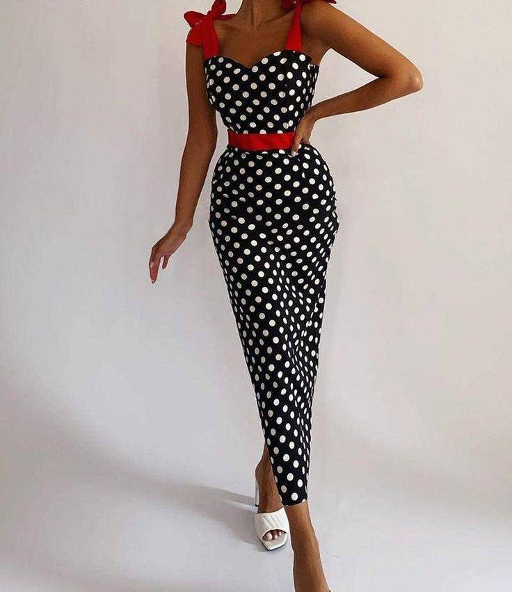 Vestido Crepe Bolinhas
