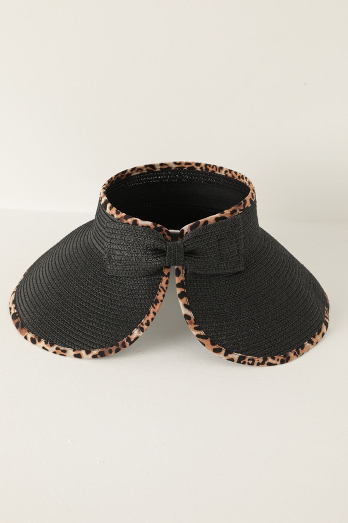 Chapéu Preto c/ detalhes Leopardo