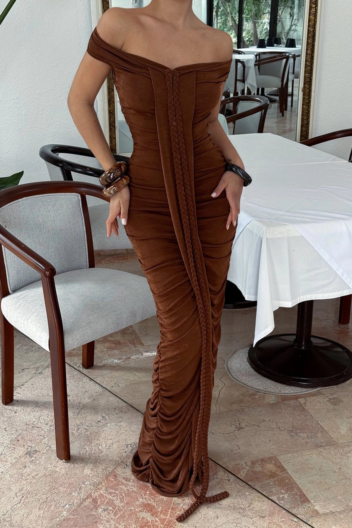 Vestido Naselinta Marrom