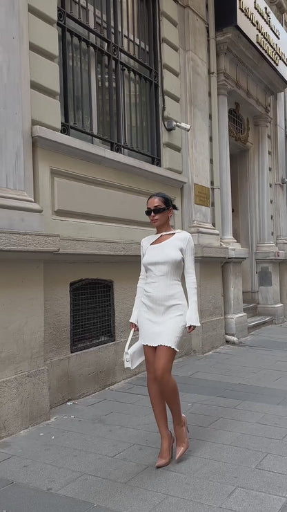 Vestido Curto Preto